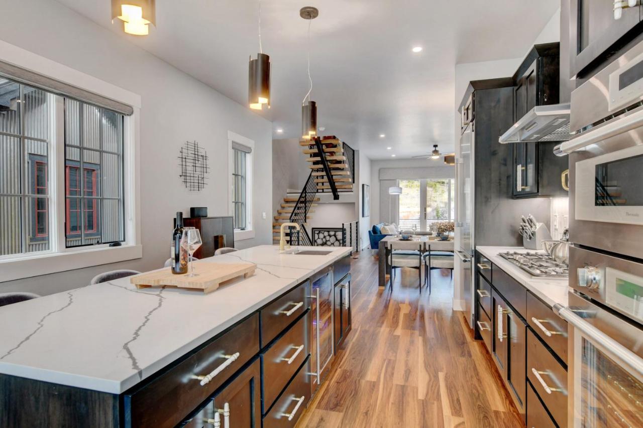 New Luxury River Front Villa #104 With Rooftop Hot Tub & Firepit, Great Views - 500 Dollars Of Free Activities & Equipment Rentals Daily Winter Park Exterior foto
